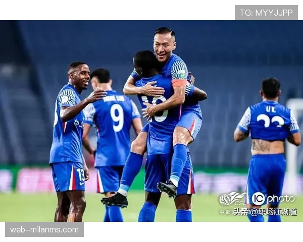 申花阵容稳固但战术缺乏新意，是否限制了争冠上限？